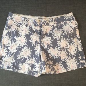 Stretchy Dear John shorts floral print